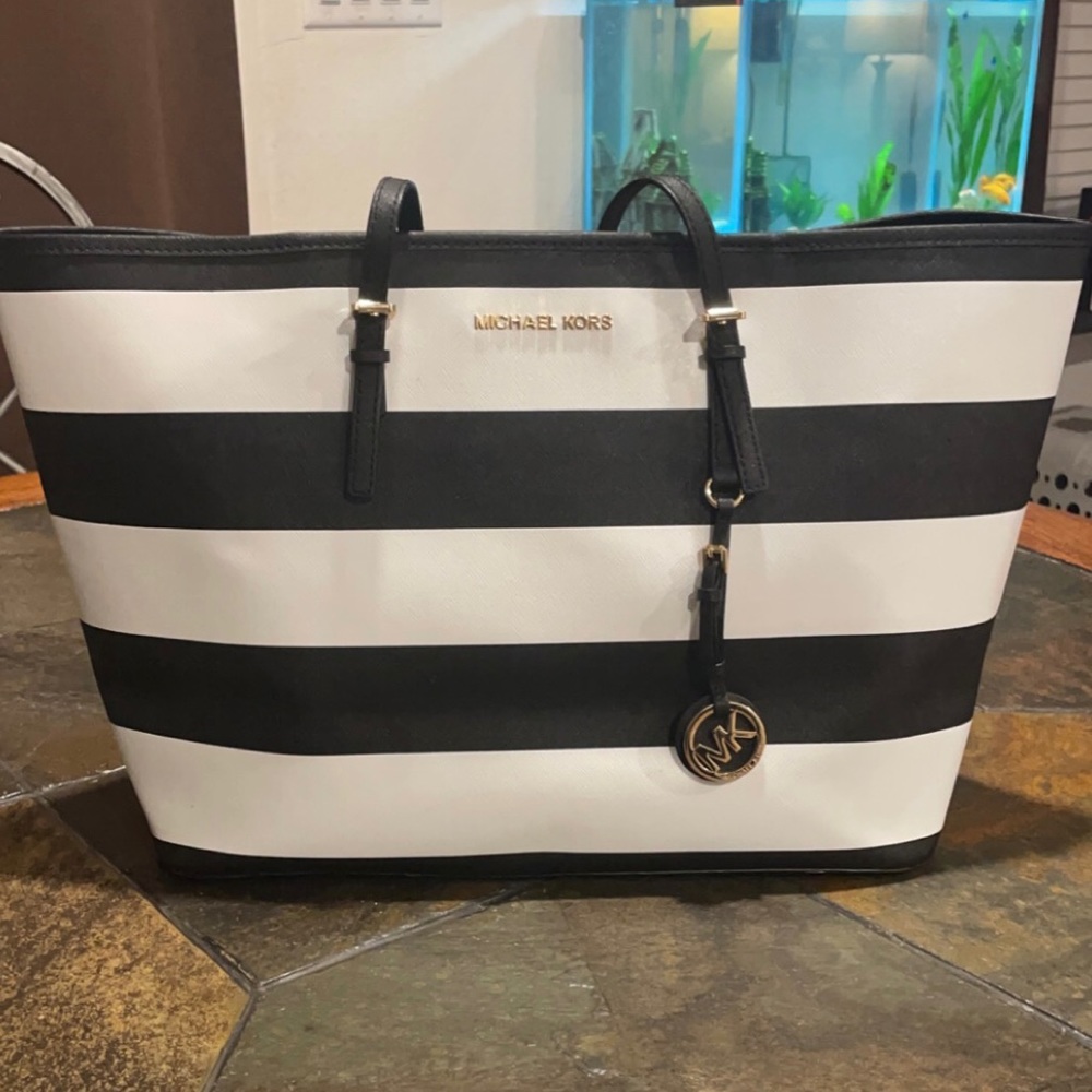 MK Tote